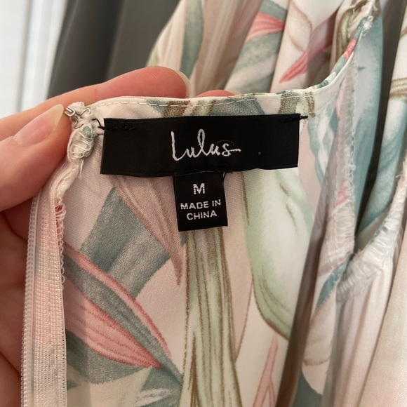 Lulu’s Thriving Moment White Floral Print Puff Sleeve Cutout Midi Dress, Medium - Picture 11 of 16